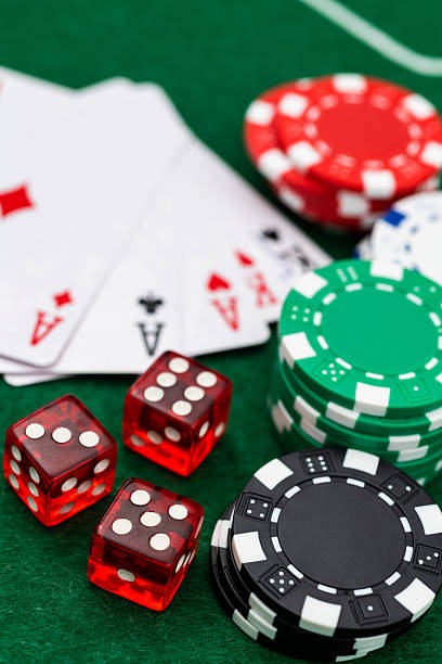 Live dealer Match Winner game at xotogel showing card hands and betting interface